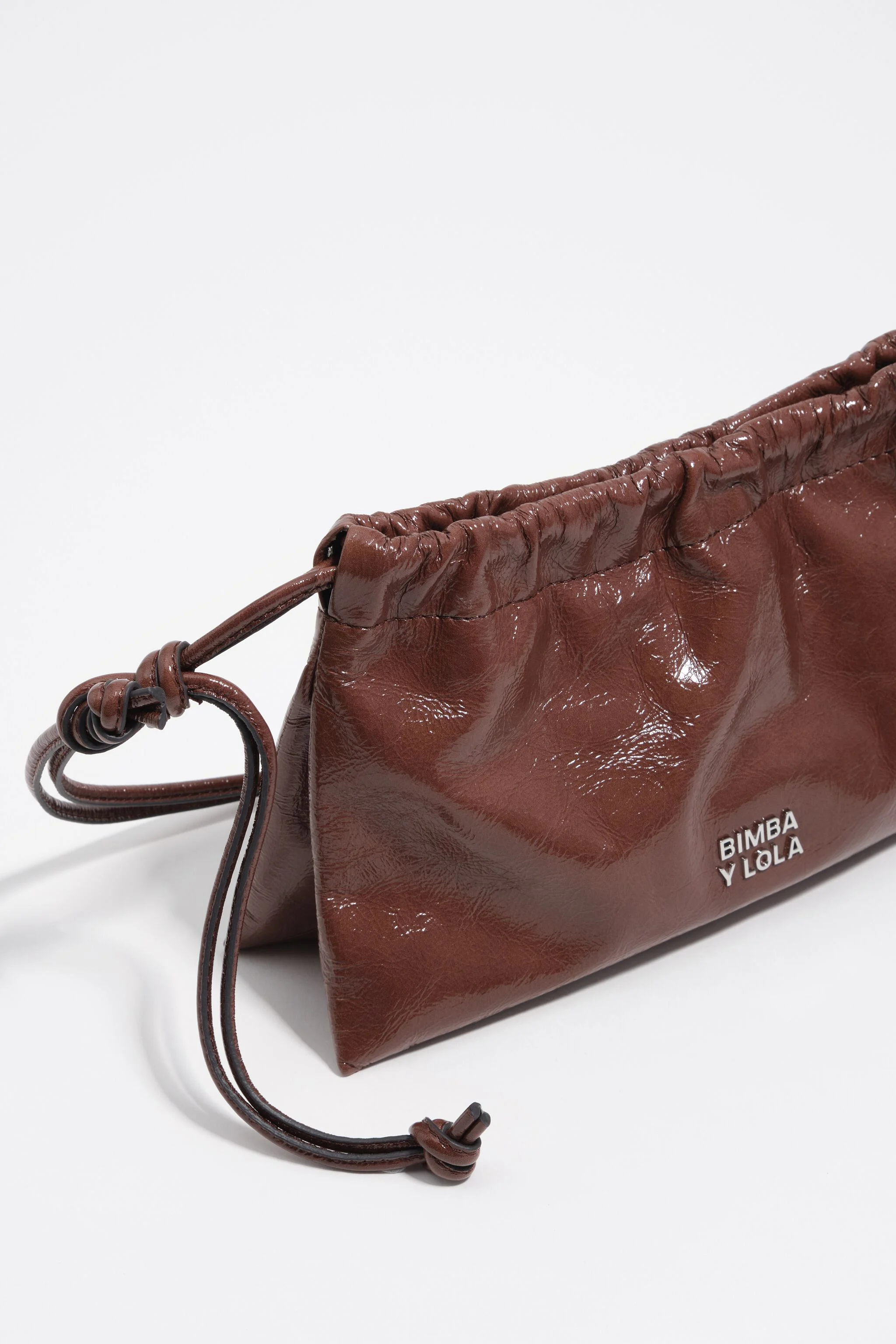 Bolsa mini de couro cor mocha