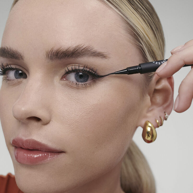 Sephora Collection 12H Intense Ink Felt Liner Fine Line - Ultrapræcis og intens tuscheyel