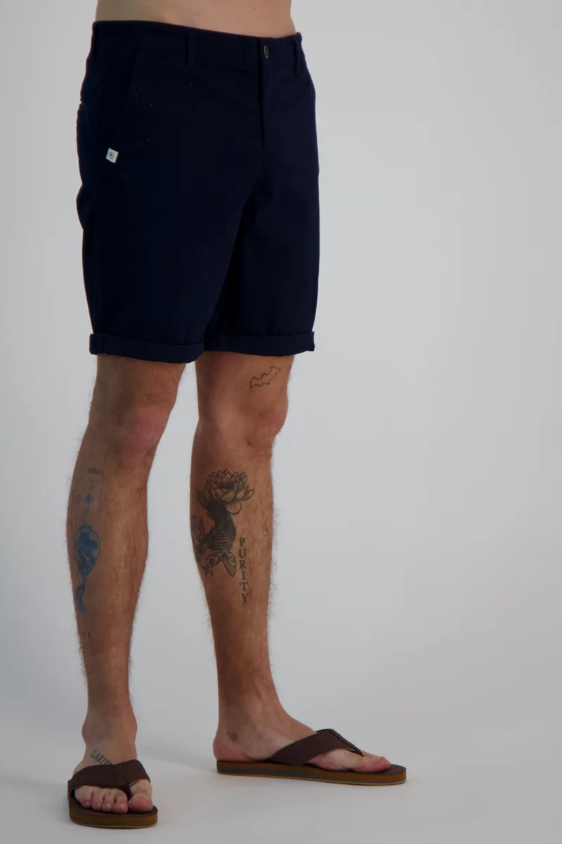 BEACH MOUNTAIN Herren Short