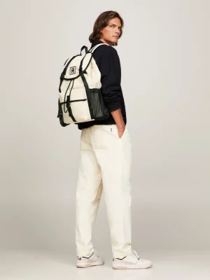 Mochila esportiva com bolso em tela