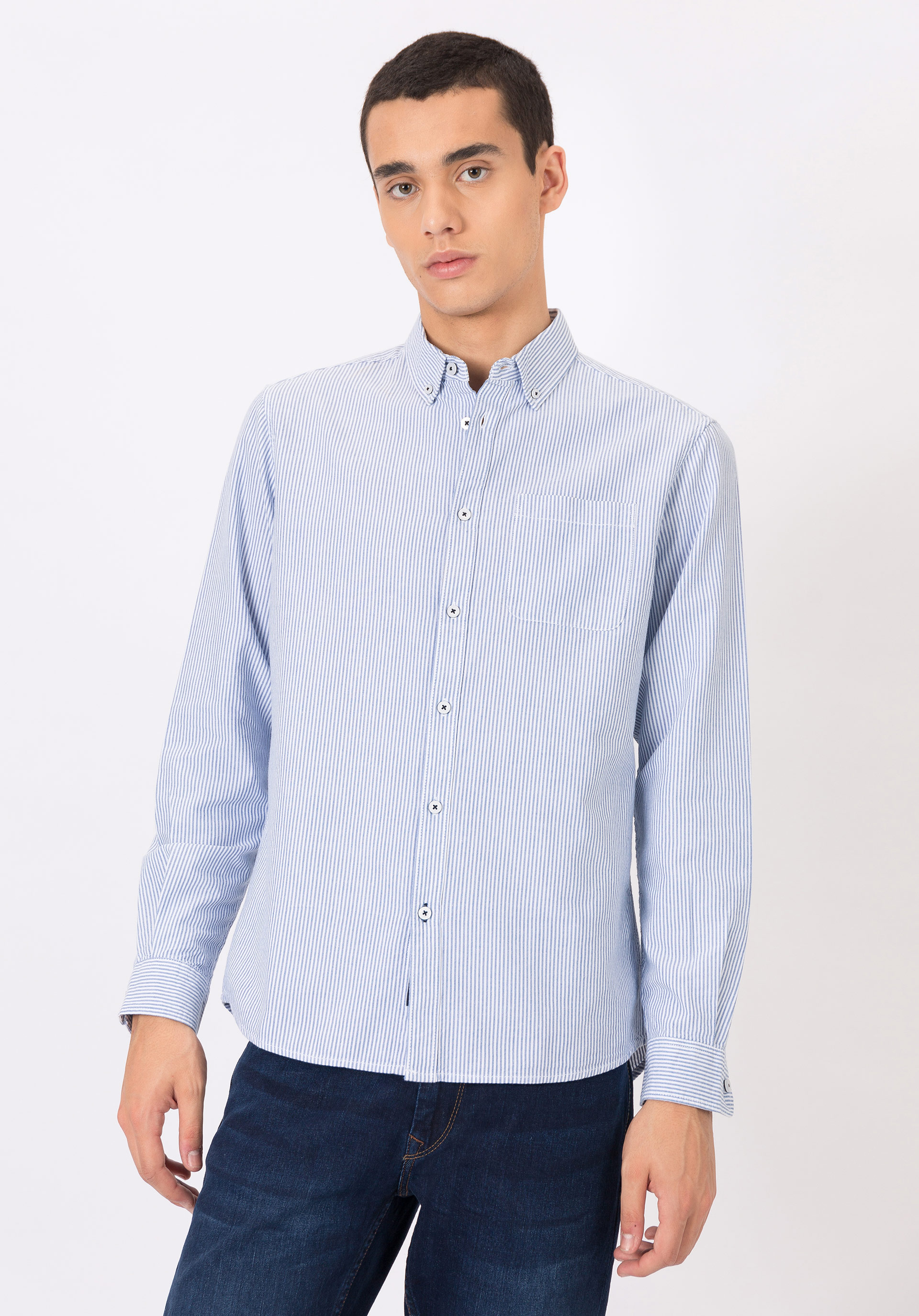 Camisa Regular Fit Oxford às Riscas