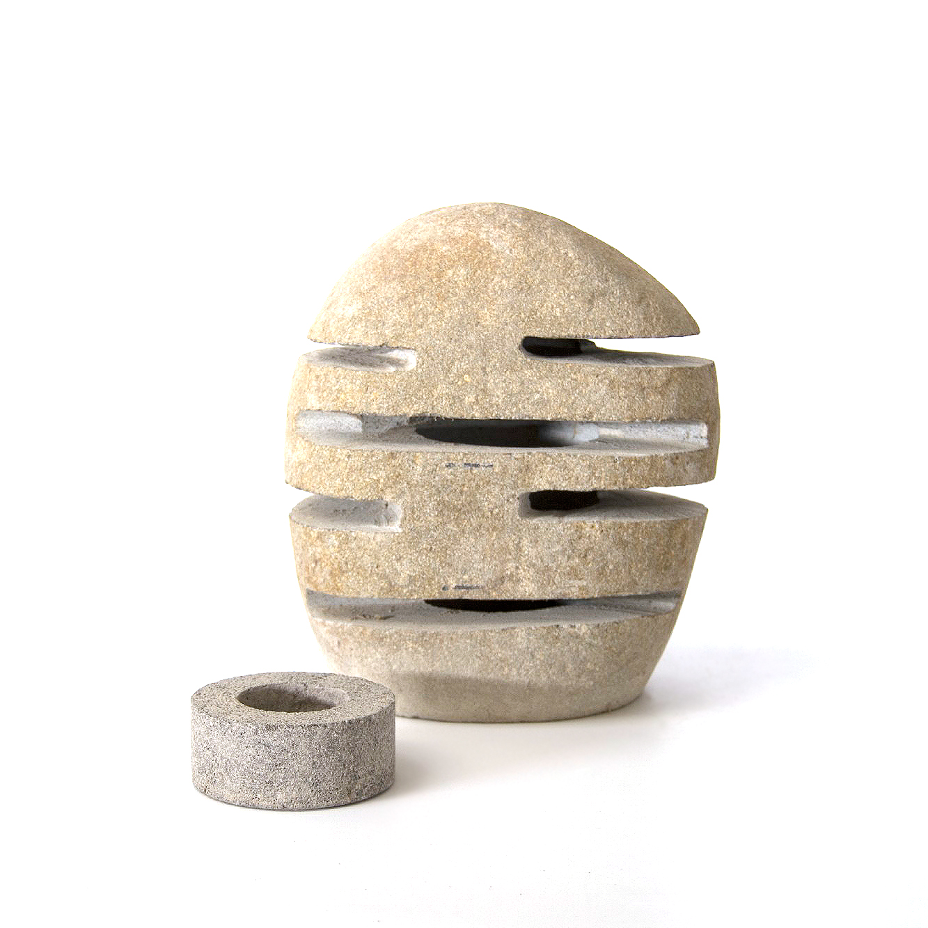 Naturstein-Leuchte mit Teelichthalter, H 20-25 cm von fischer's lagerhaus
