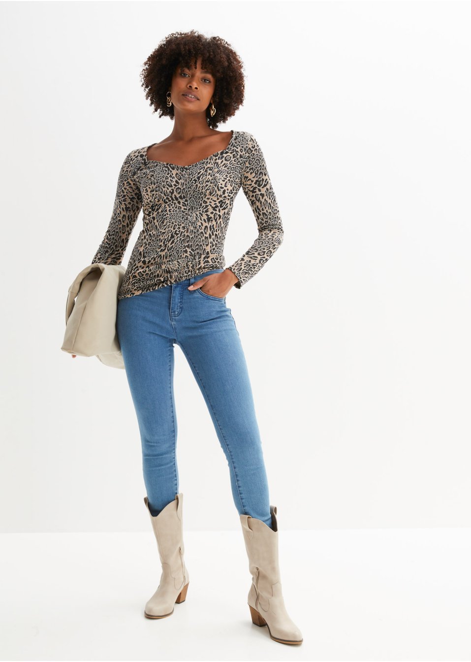 T-shirt jacquard avec décolleté cœur