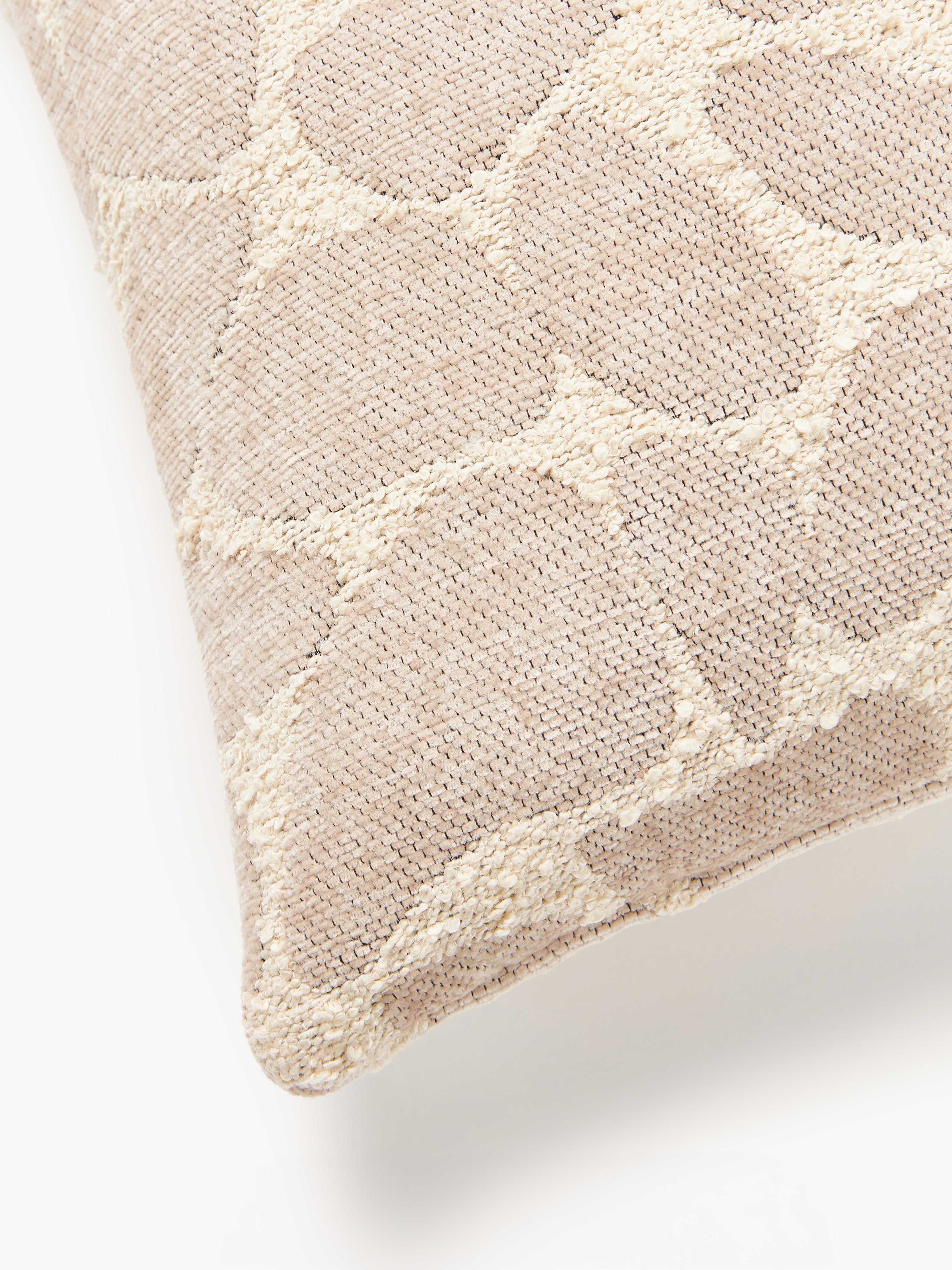 Kussenhoes Nenda van bouclé en chenille