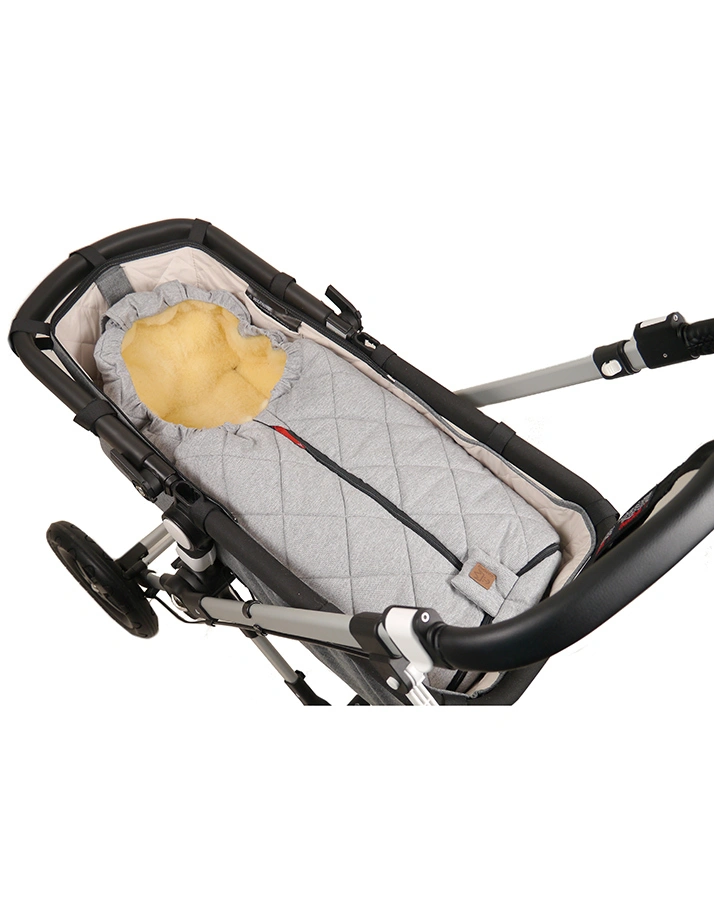 Lammfell-Wannenfußsack BELLA für Bugaboo/Joolz in hellgrau melange