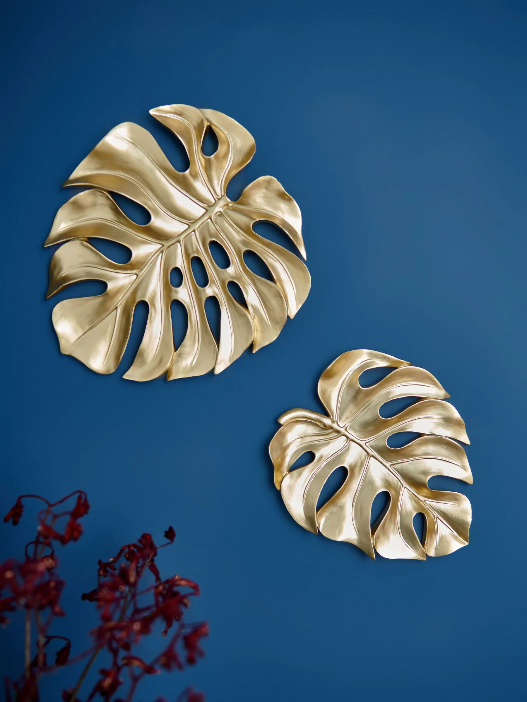 Set of 2 Gold Cheese Leaves Wall Art