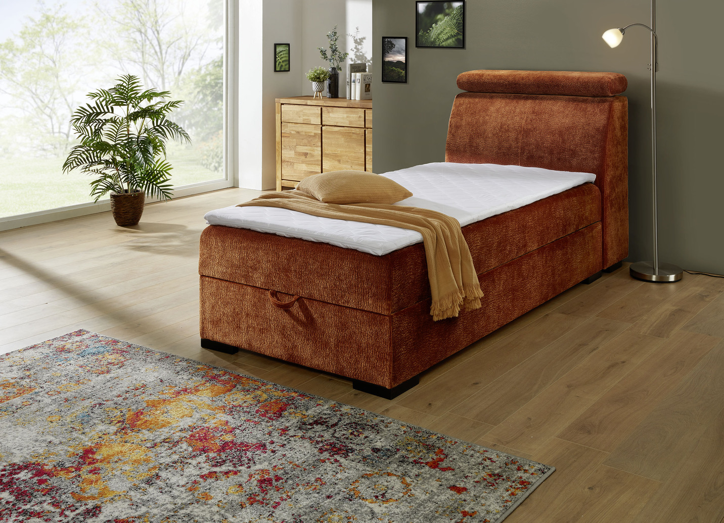 Boxspringbett auf hochwertigem Echtholzgestell