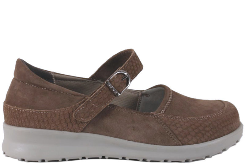NEW FEET SANDFARVET SKO I KALVESKIND MED ORTHO STRETCH