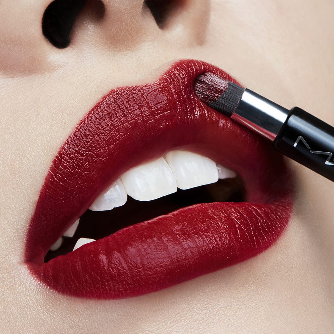 MAC SATIN LIPSTICK