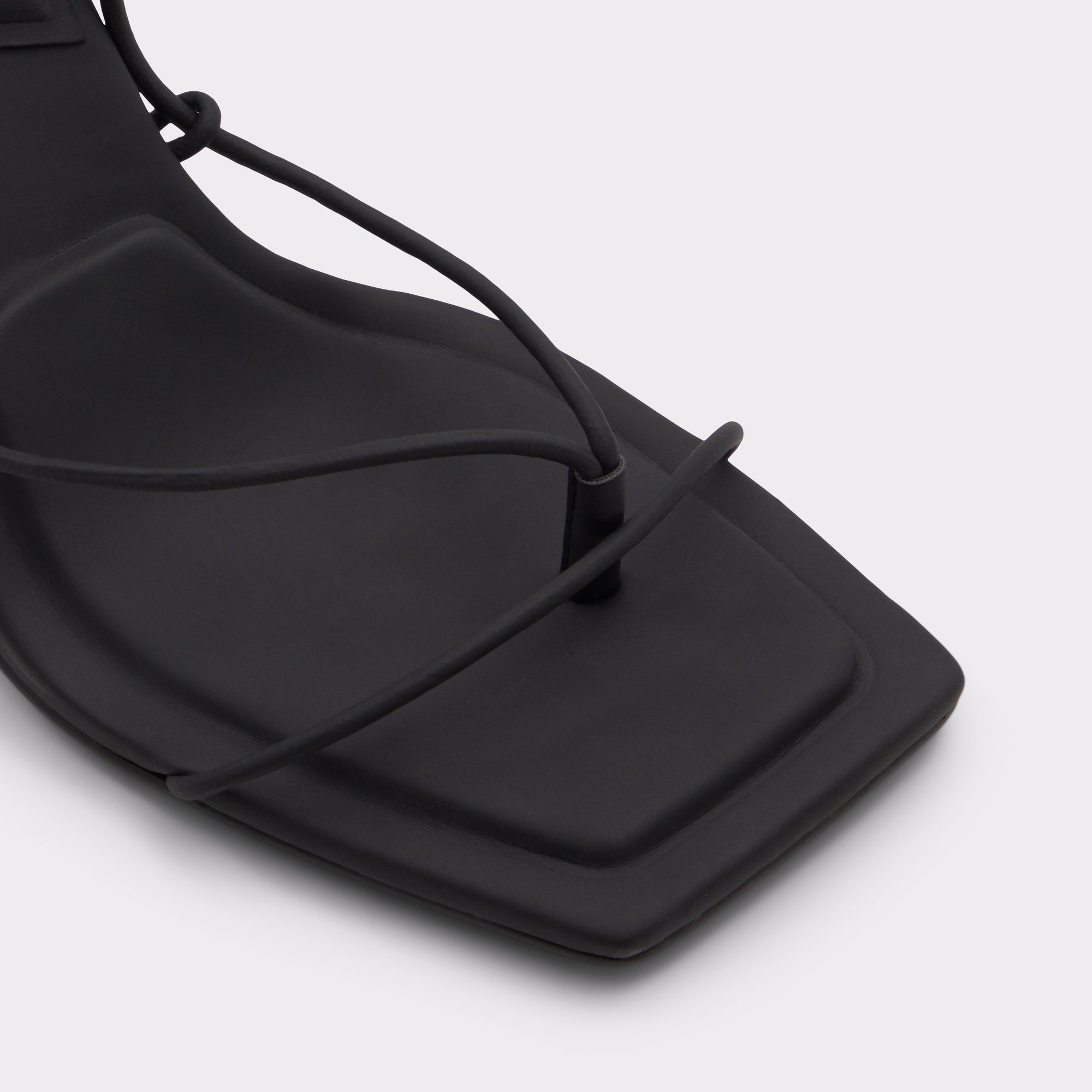Haidi Black Women Strappy Sandals