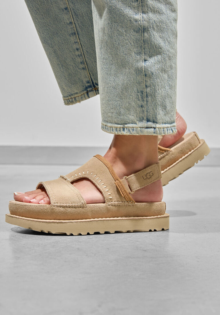 beige ugg platte sandalen w goldenstar regenerate
