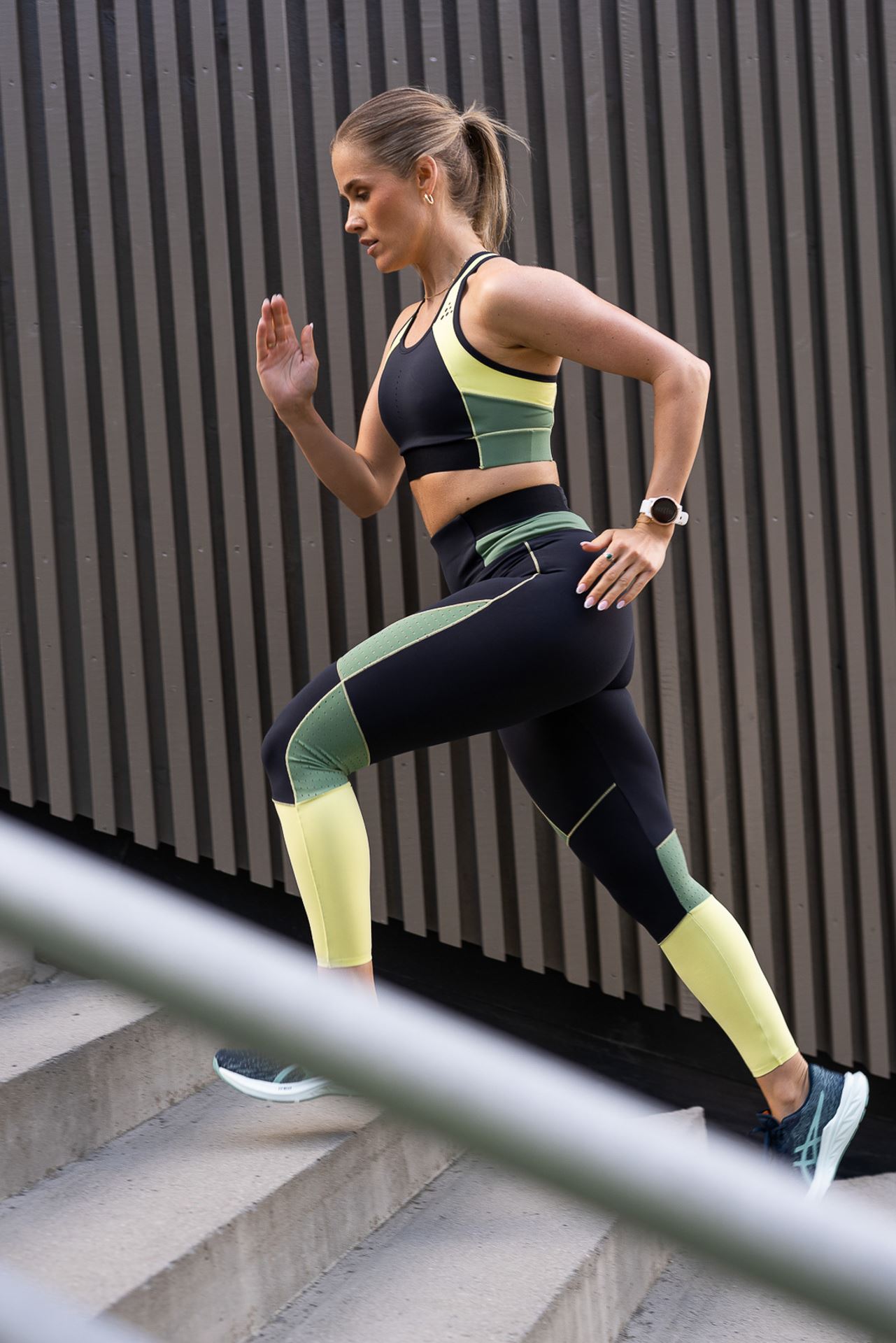 PRO Charge Blocked Tights Women