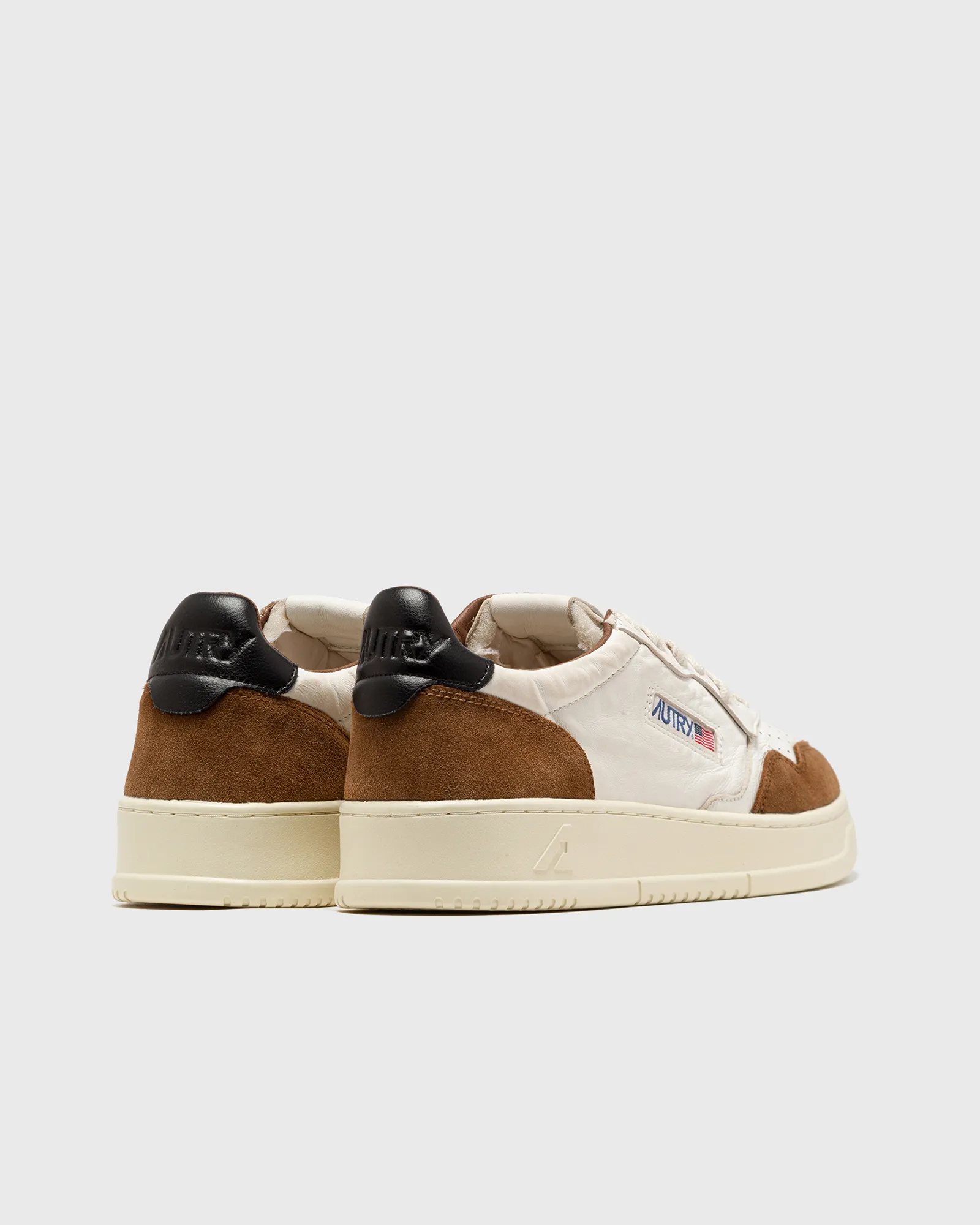 Autry Action Shoes WMNS MEDALIST LOW