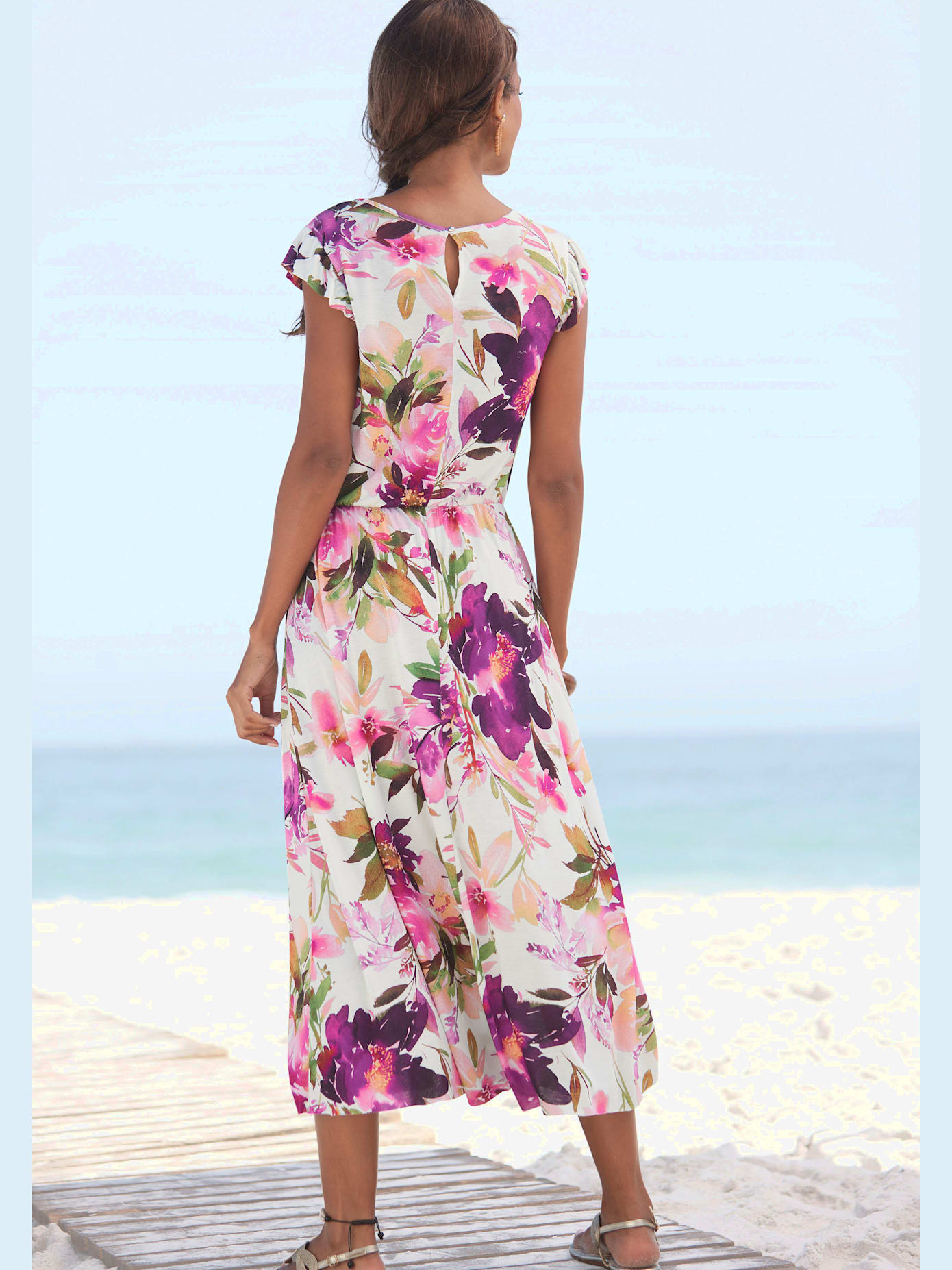 Robe mi-longue encolure ronde