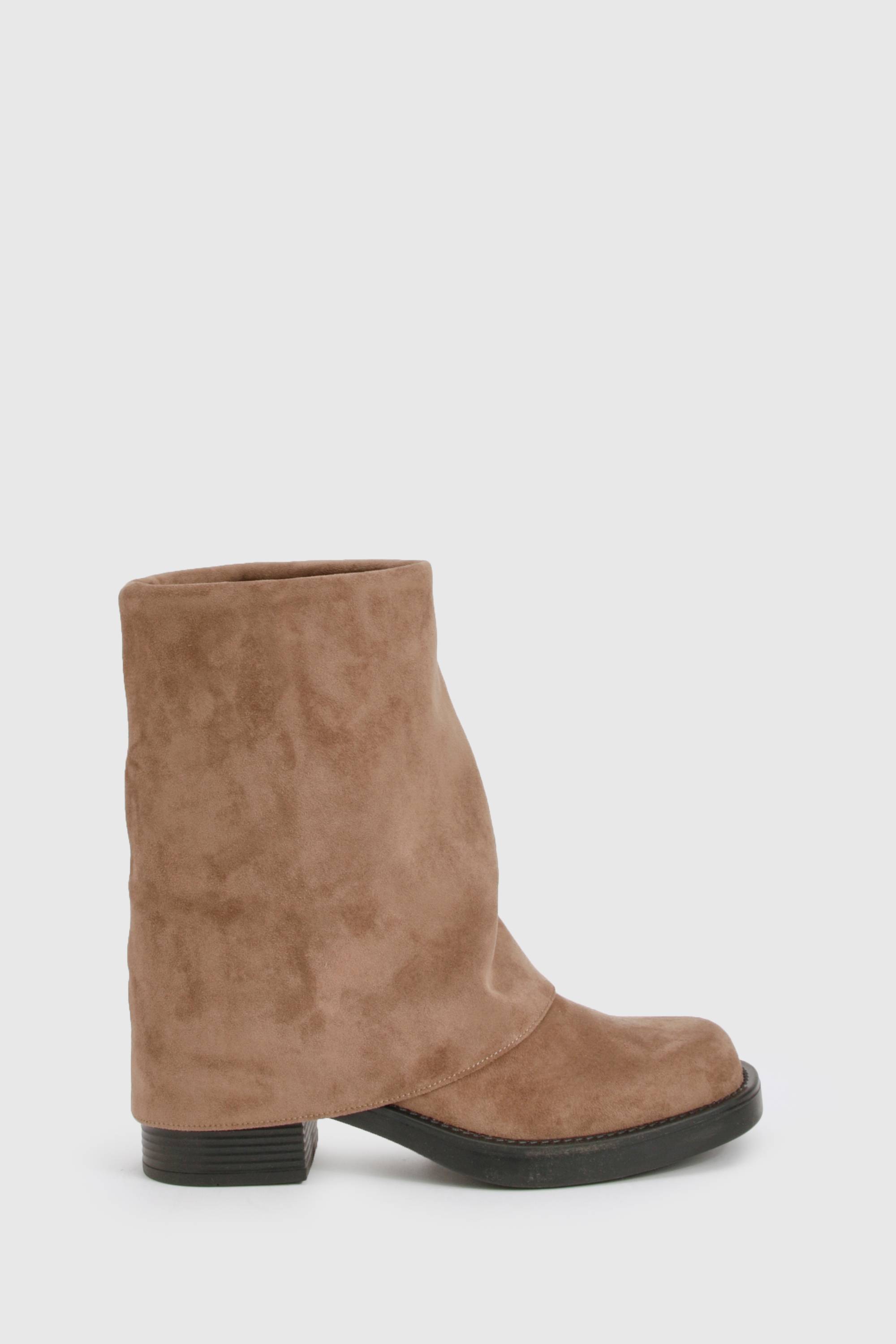 boohoo Bottes rabattables à bout carré en suède synthétique