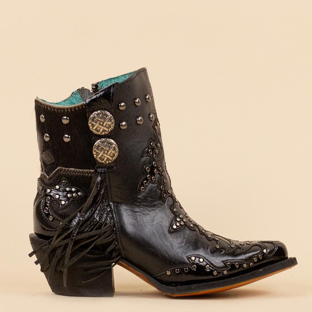 Corral enkellaarzen Z0146 zwart met studs