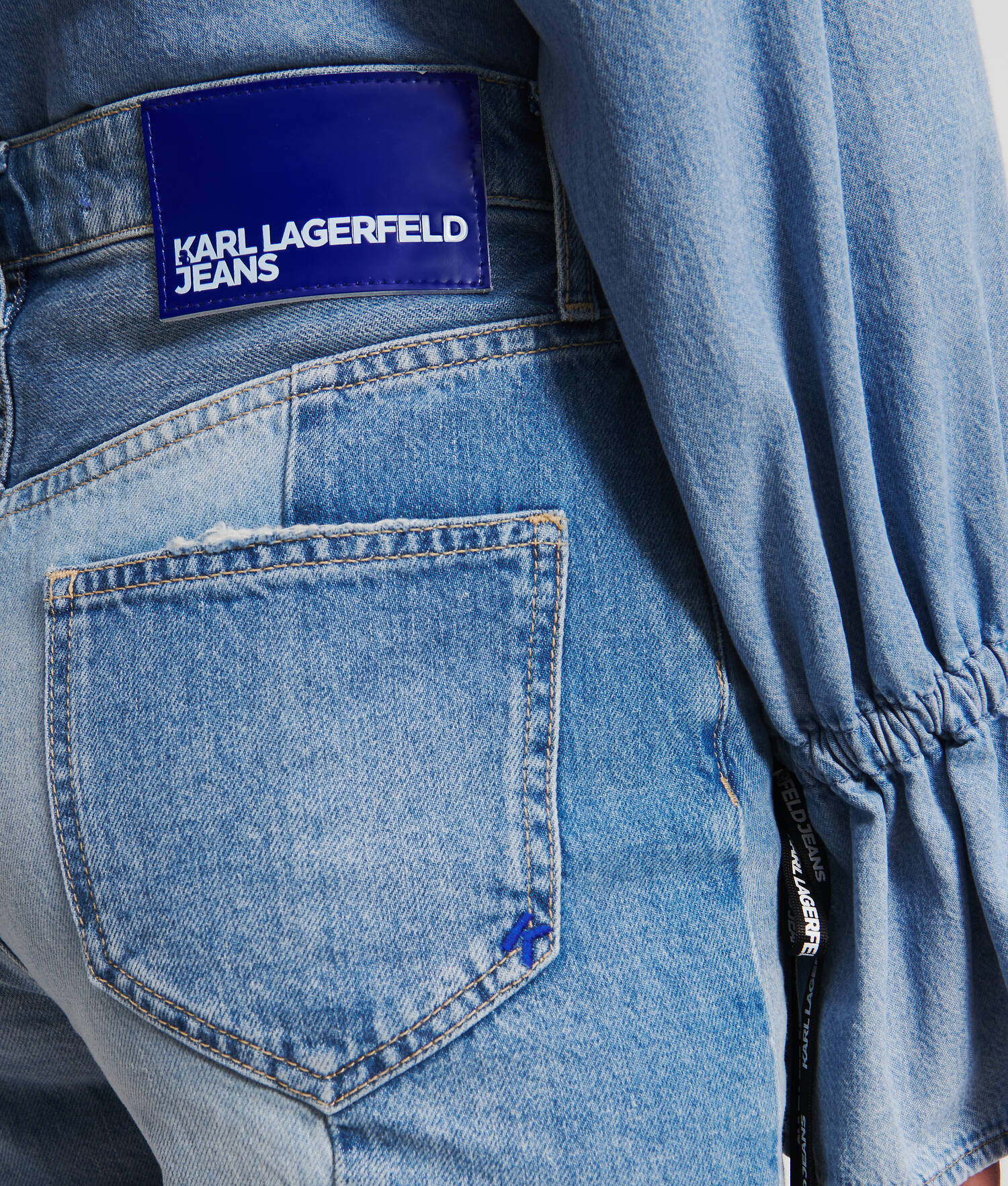 SHORT EN JEAN TAILLE HAUTE EFFET STRUCTURÉ KLJ