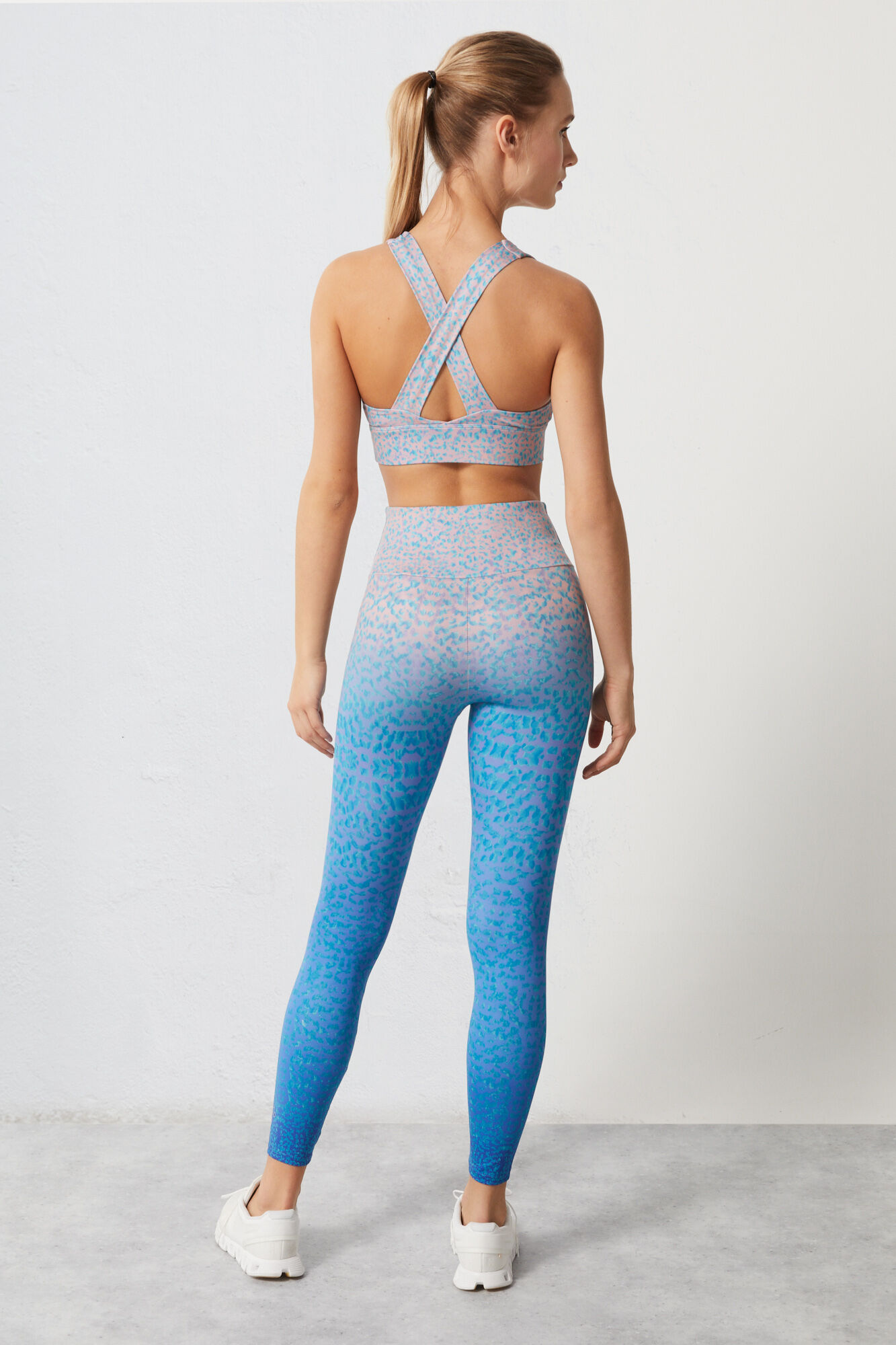 Leggings com estampa de bolinhas e elasticidade 4D - Rosa