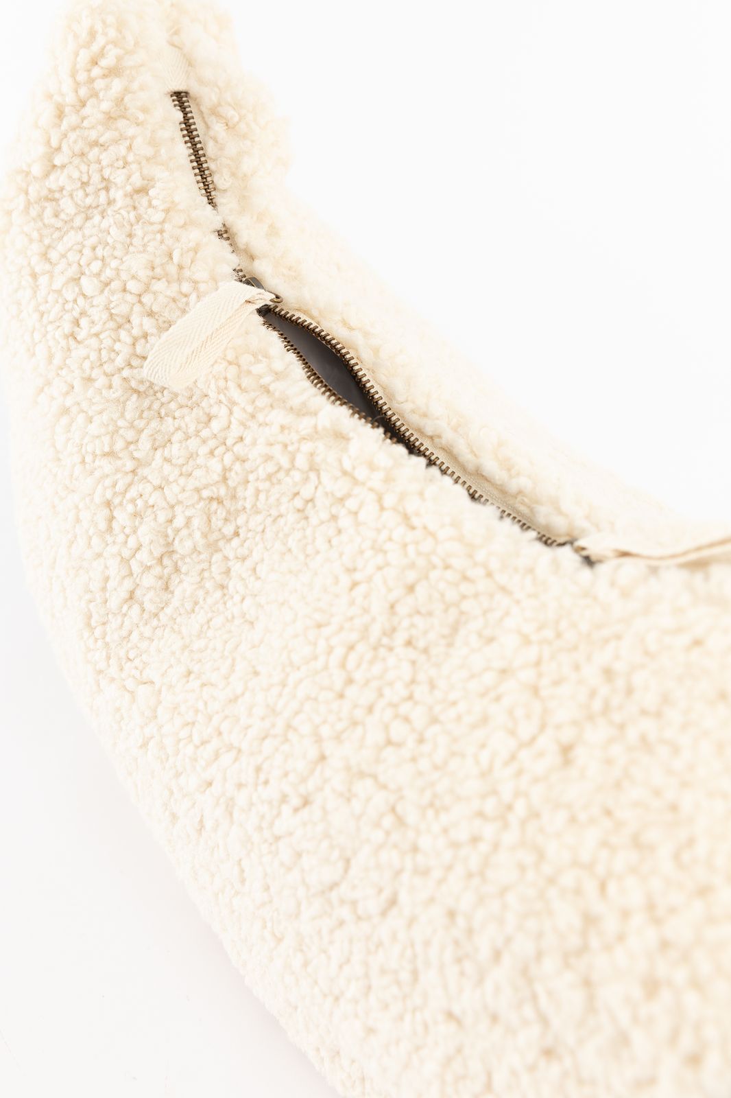 Beige teddy crossbody tas