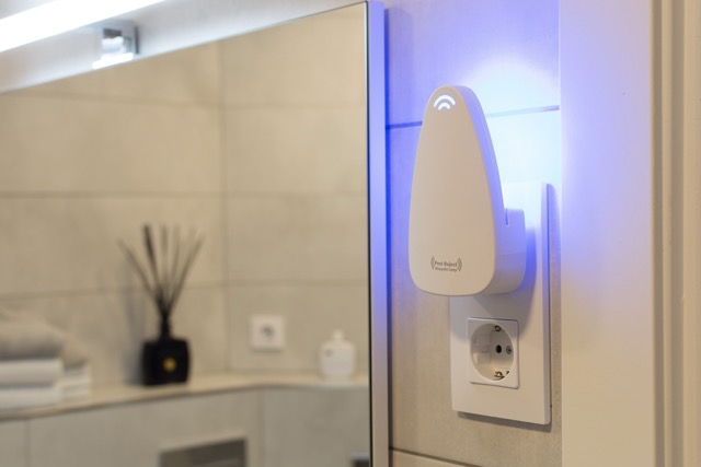 Pest Reject Moskito Lampe Anti Mücken UV Stecker Insekten Vernichter Licht mit Klebpad (VHGVACIND0460)
