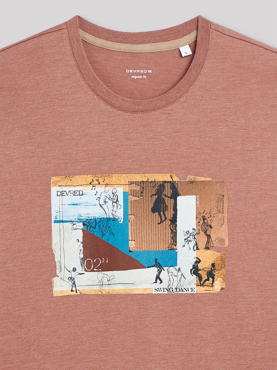 Tee-shirt col rond à motif sur poitrine