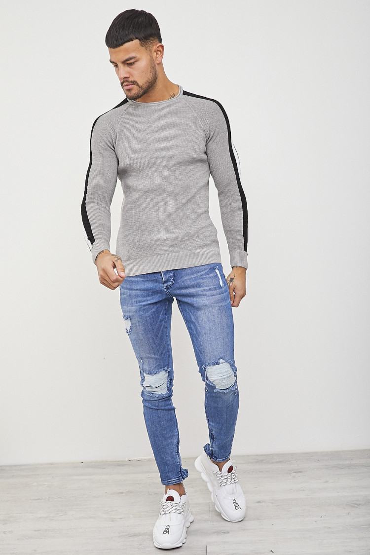 Pull gris à bandes