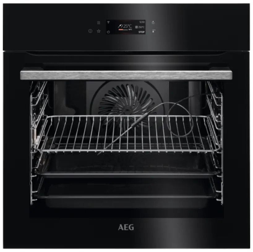 AEG 8000 AssistedCooking Indbygningsovn med Pyrolytisk selvrens