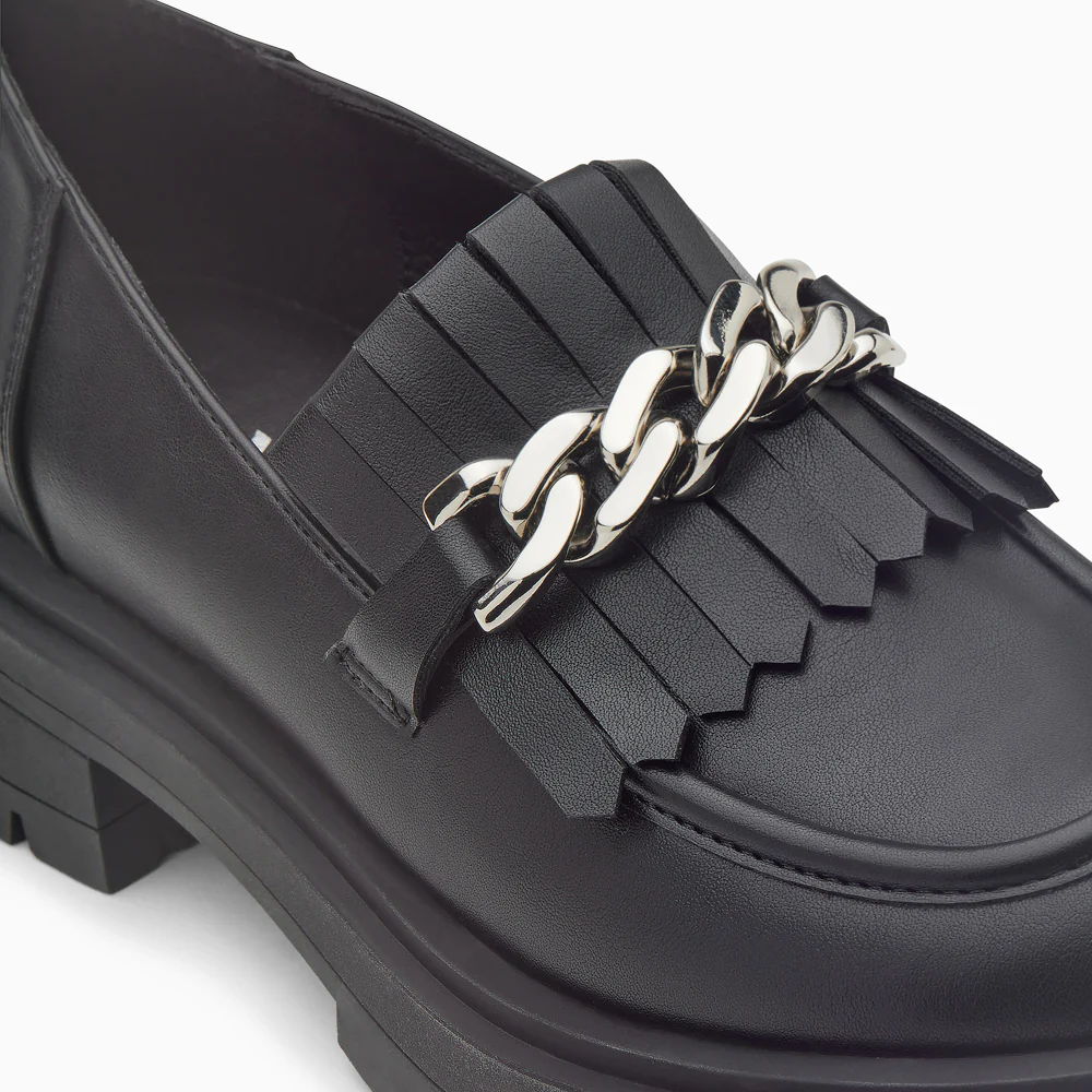 Mocassins, Derbies, Ballerines-Mocassins Angèle noirs à chaîne argent et semelle crantée