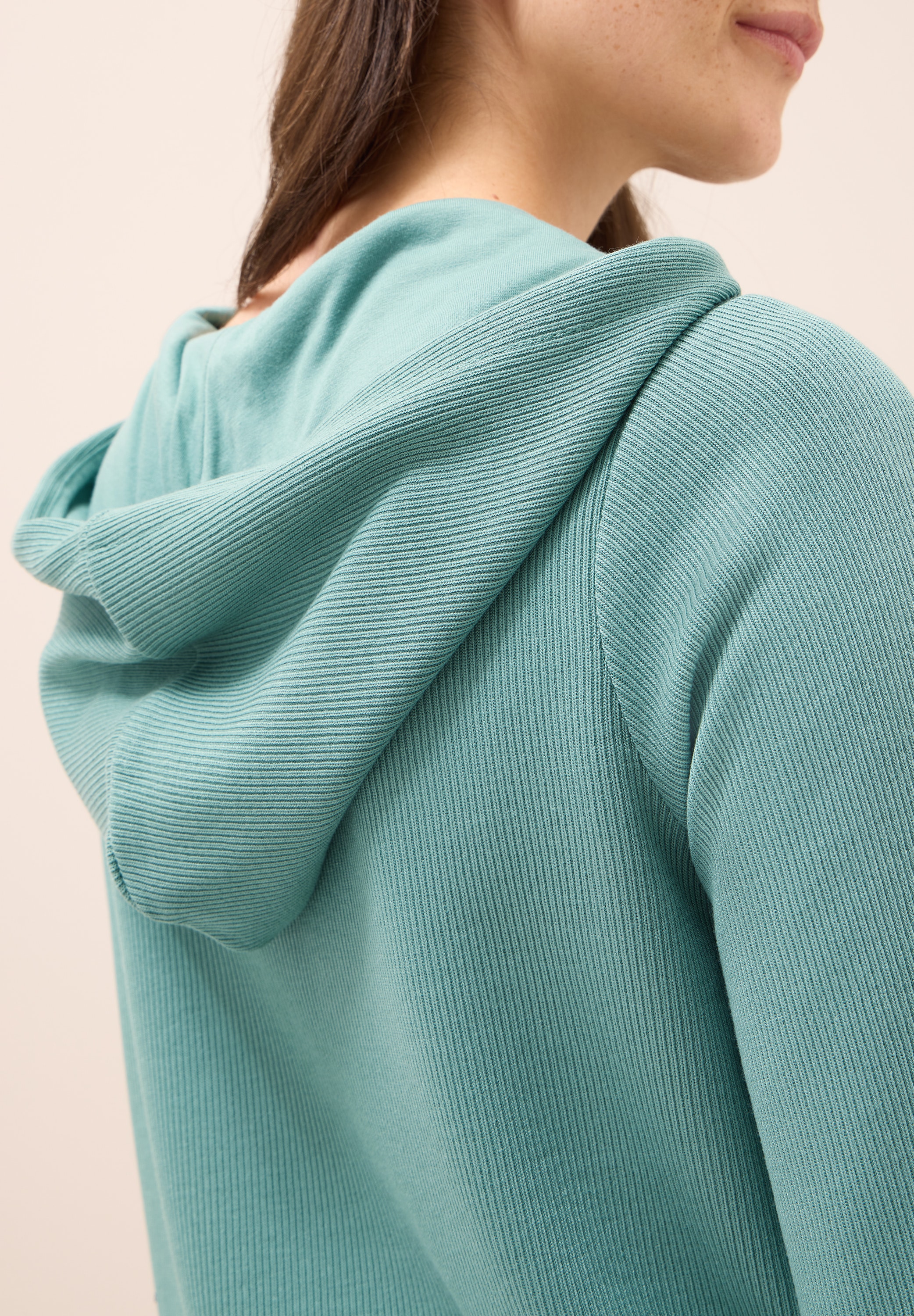 Cecil Hoodie , in Rippstruktur
