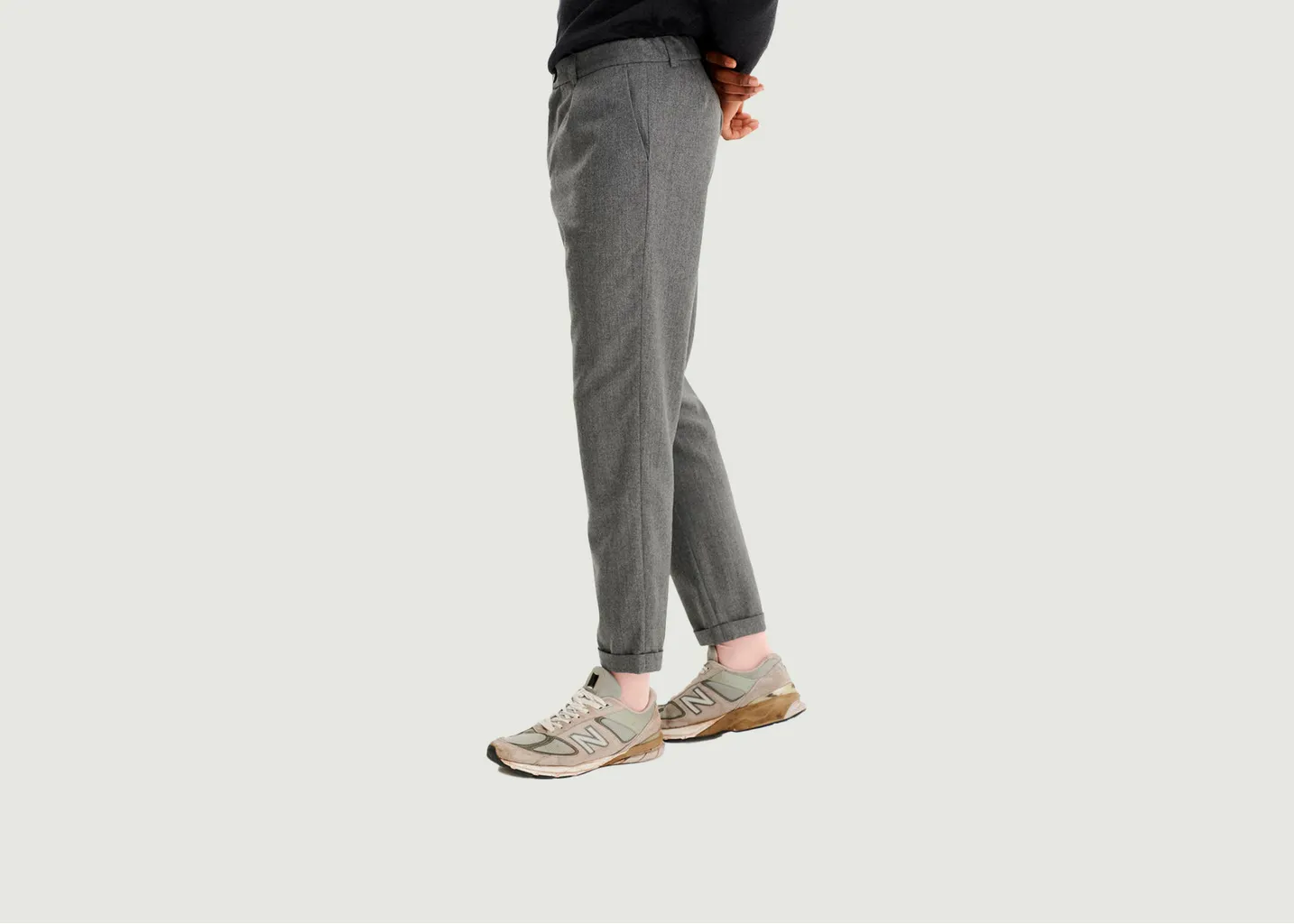 Pantalon coupe carotte en laine vierge Sienna noyoco