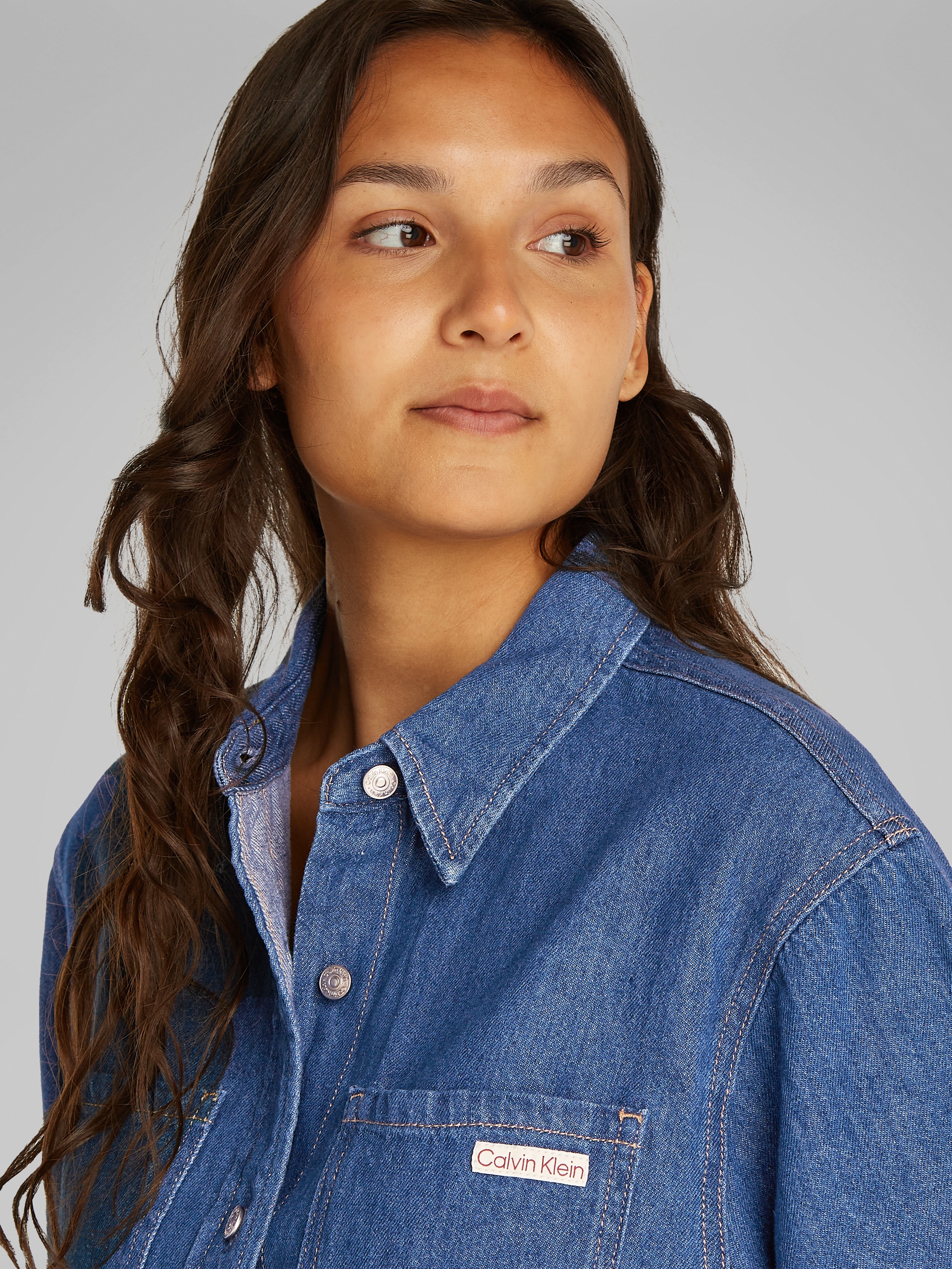 Calvin Klein Jeans Jeanskleid »LINEN BOXY BELTED SHIRT DRESS« Brusttaschen mit Kimonoärmeln