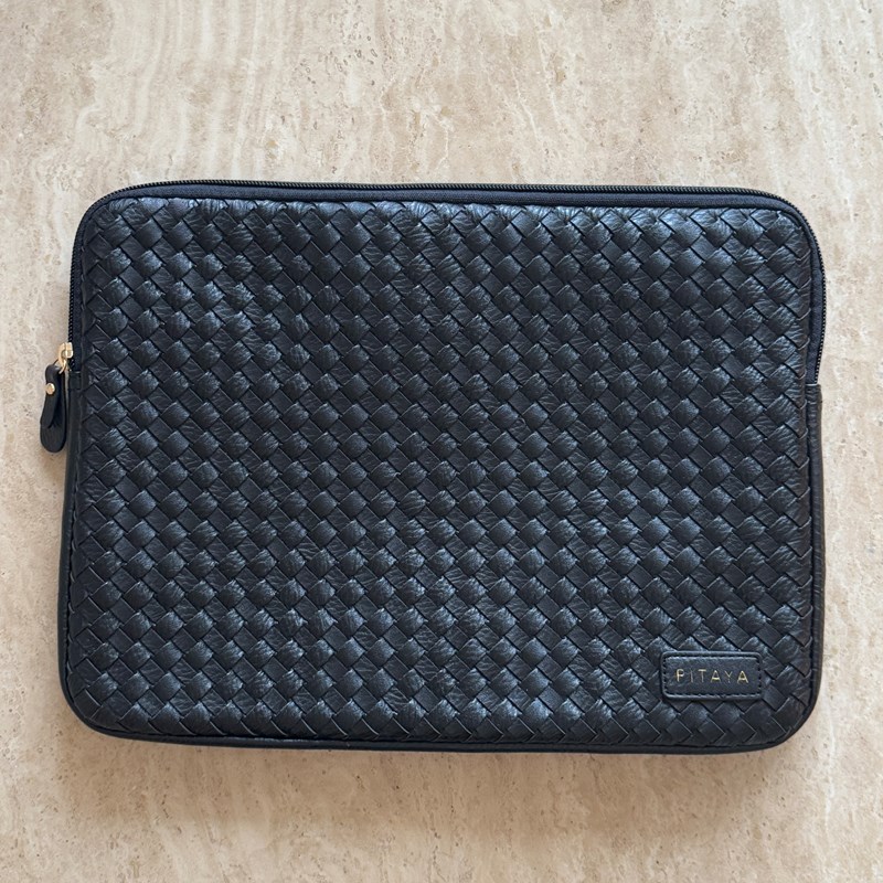 PITAYA<br>Computer Sleeve Charlotte 13