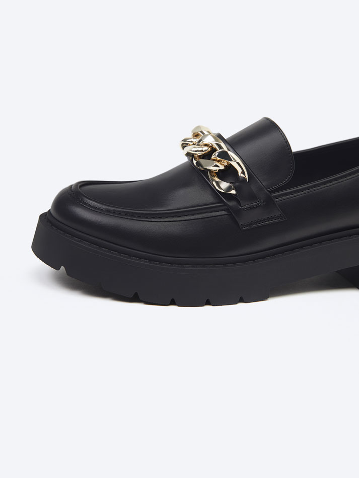 Mocassim plataforma com fivela - Preto