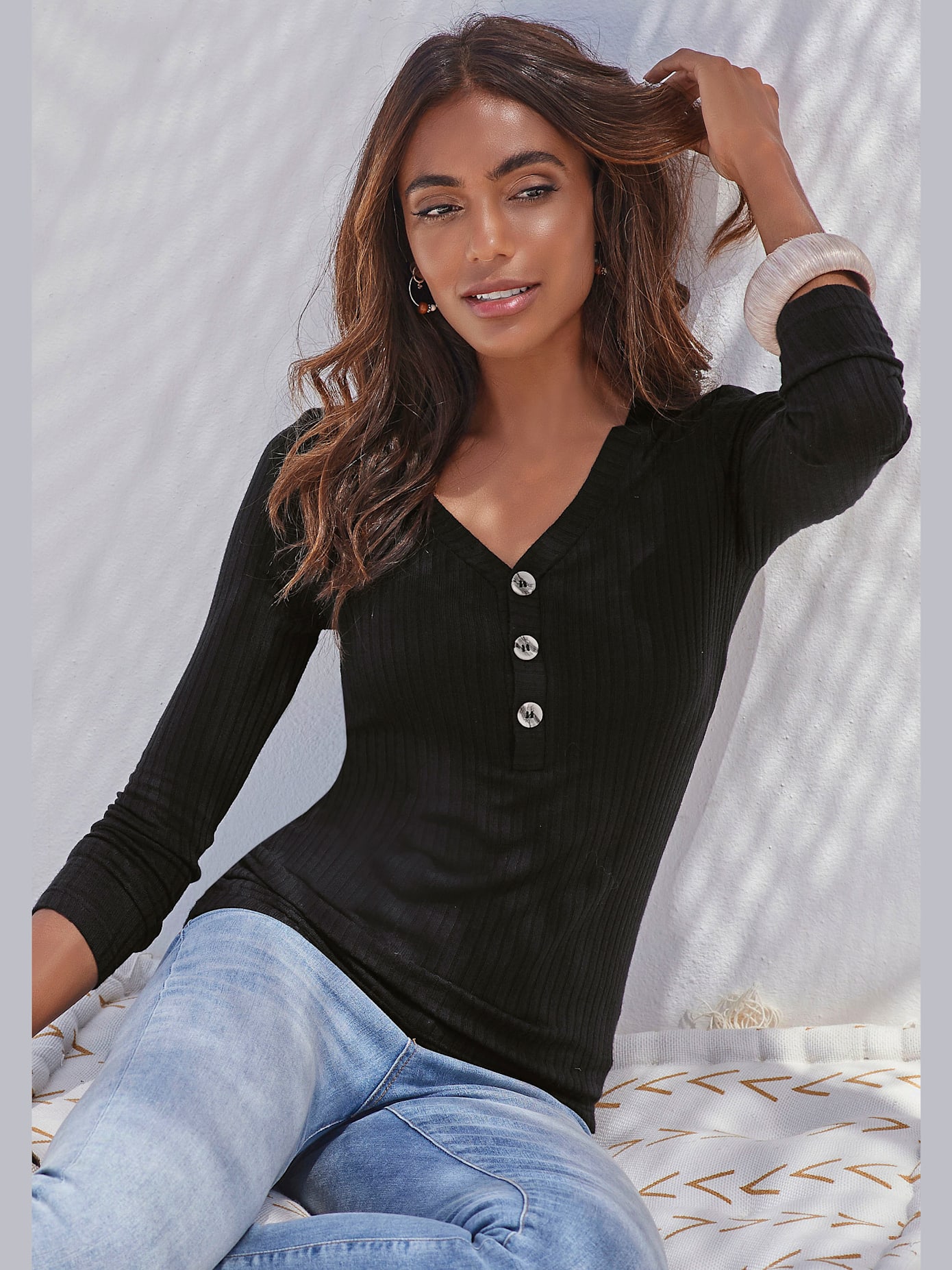 T-shirt manches longues patte de boutonnage devant