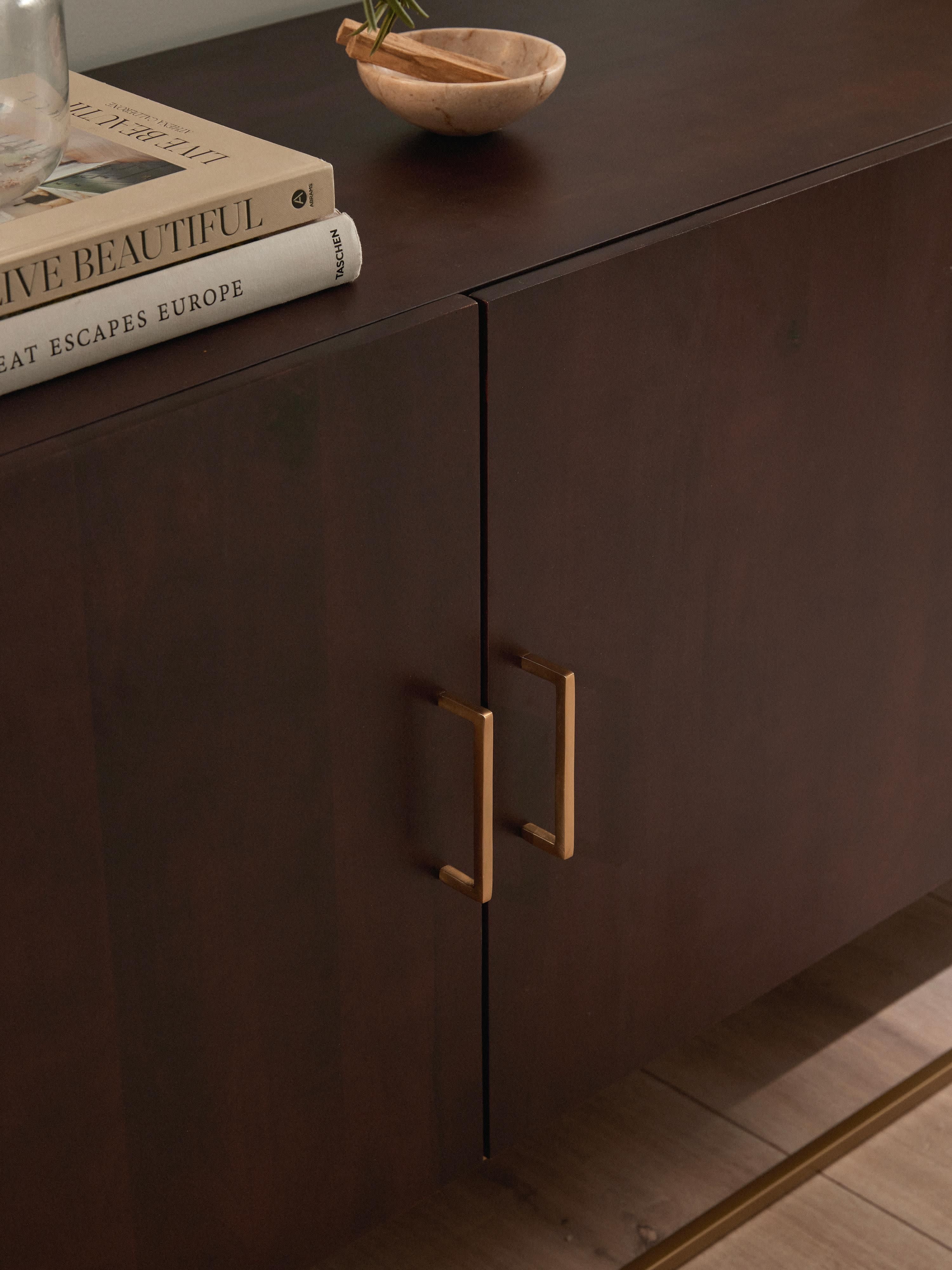 Dressoir Lyle van mangohout
