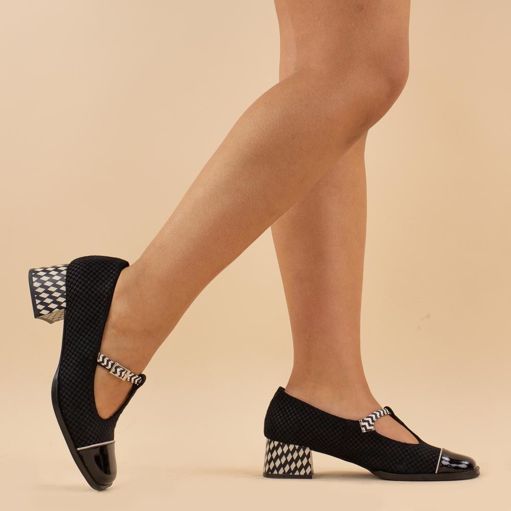 Nemonic 2392 retro shoes black arrow