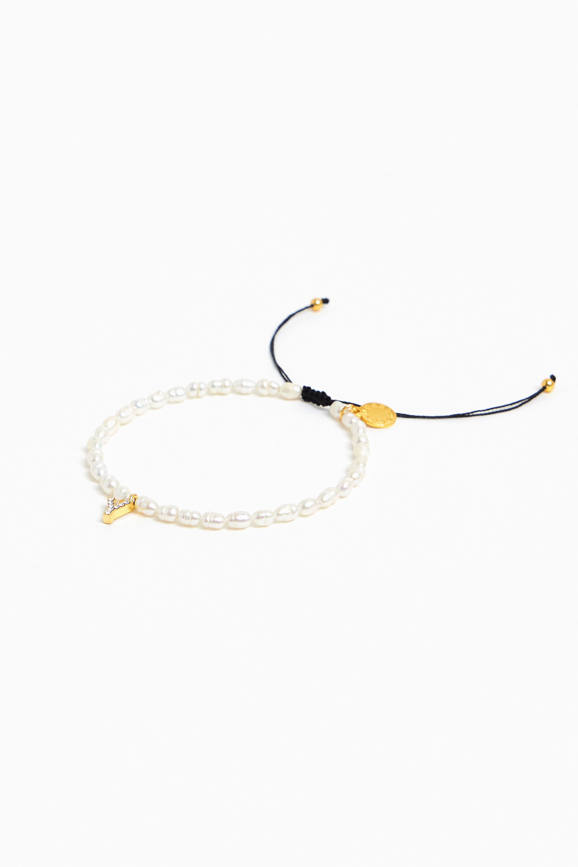 Pulseira de pérolas com a letra Y