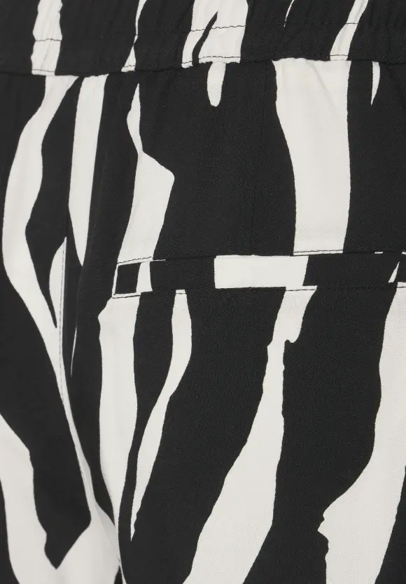 Loose Fit Hose mit Ikatprint - Black