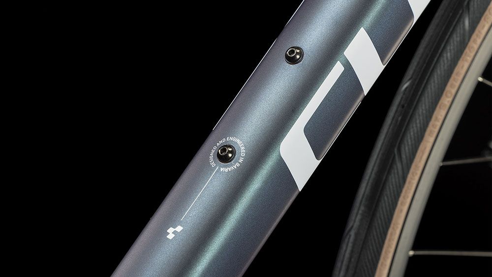 Cube Attain deepblue´n´white kaufen | Bike-Discount