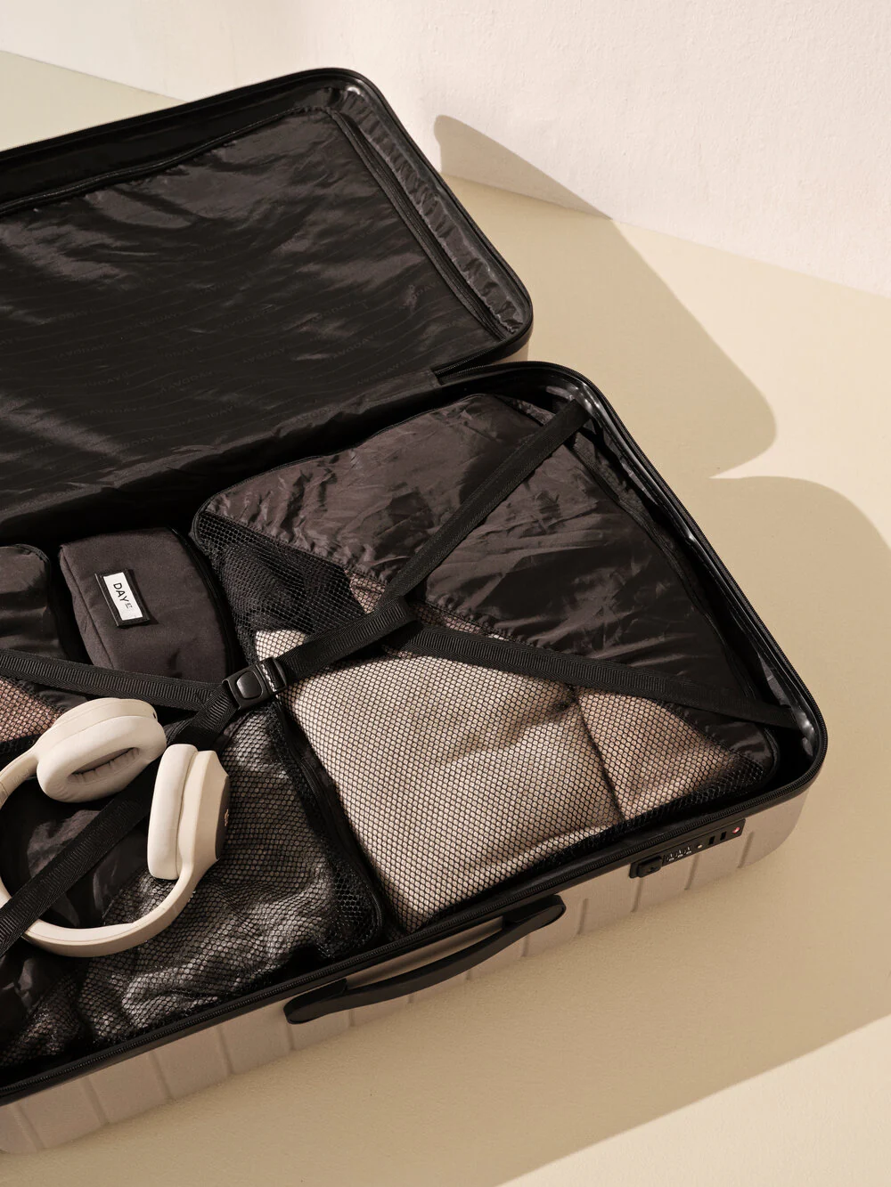 DAY ET  Day RE-Suitcase pakkepose - L