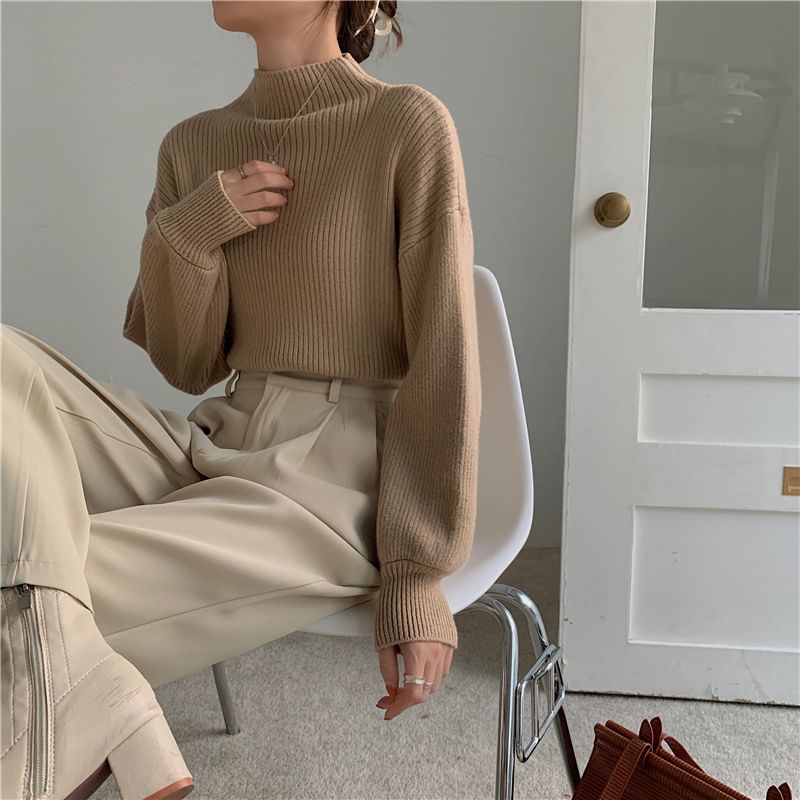 Yolandus - Effen trui met pofmouwen en mockneck