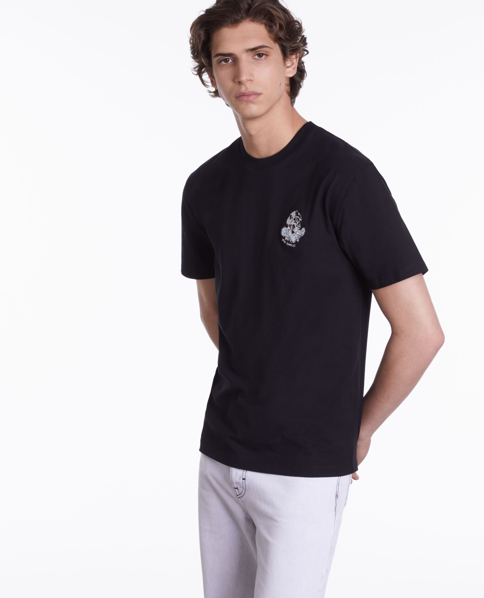 T-shirt noir avec broderie Vintage skull