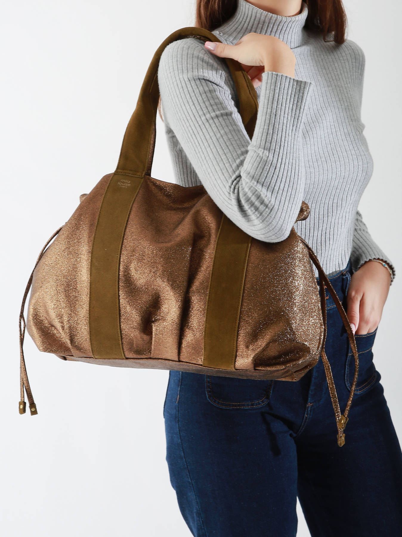 sac port paule Ar4 MILA LOUISE