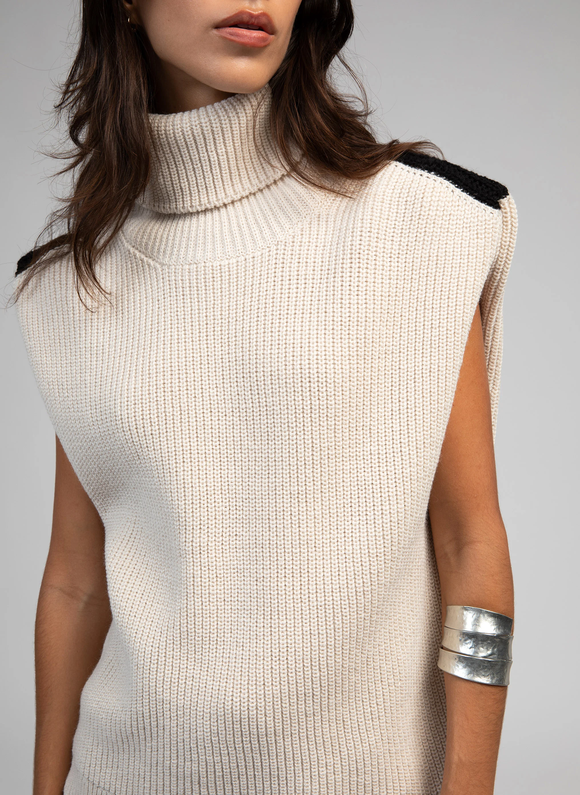 LARIANA - Pull col roulé | Blanc