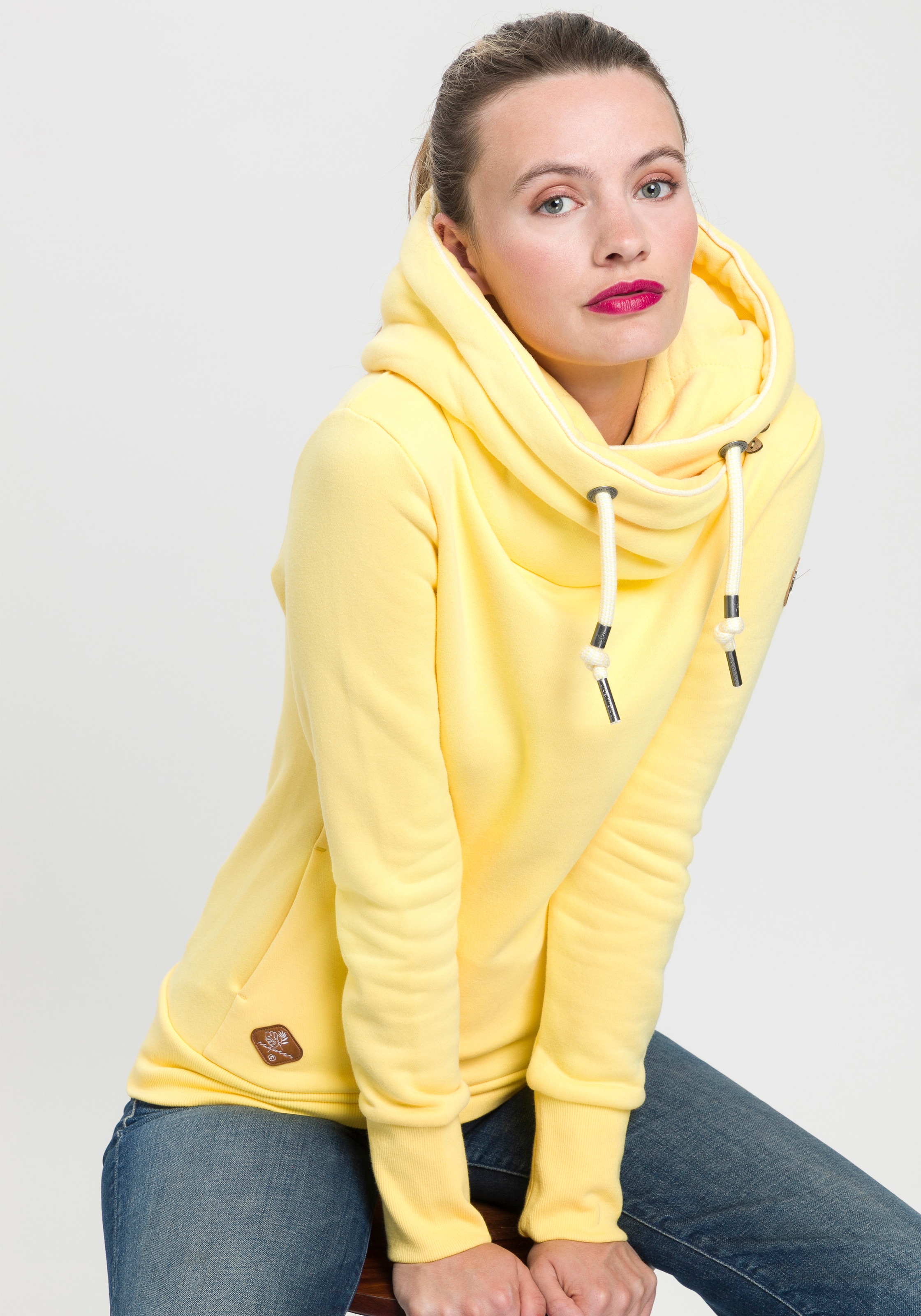 Ragwear Kapuzensweatshirt »GRIPYBUTTON«, Sweater mit rustikalen Kordel-Akzenten