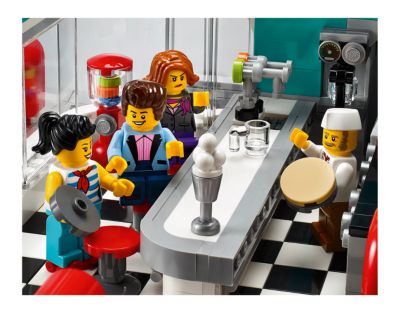 LEGO Diner in de stad (10260)