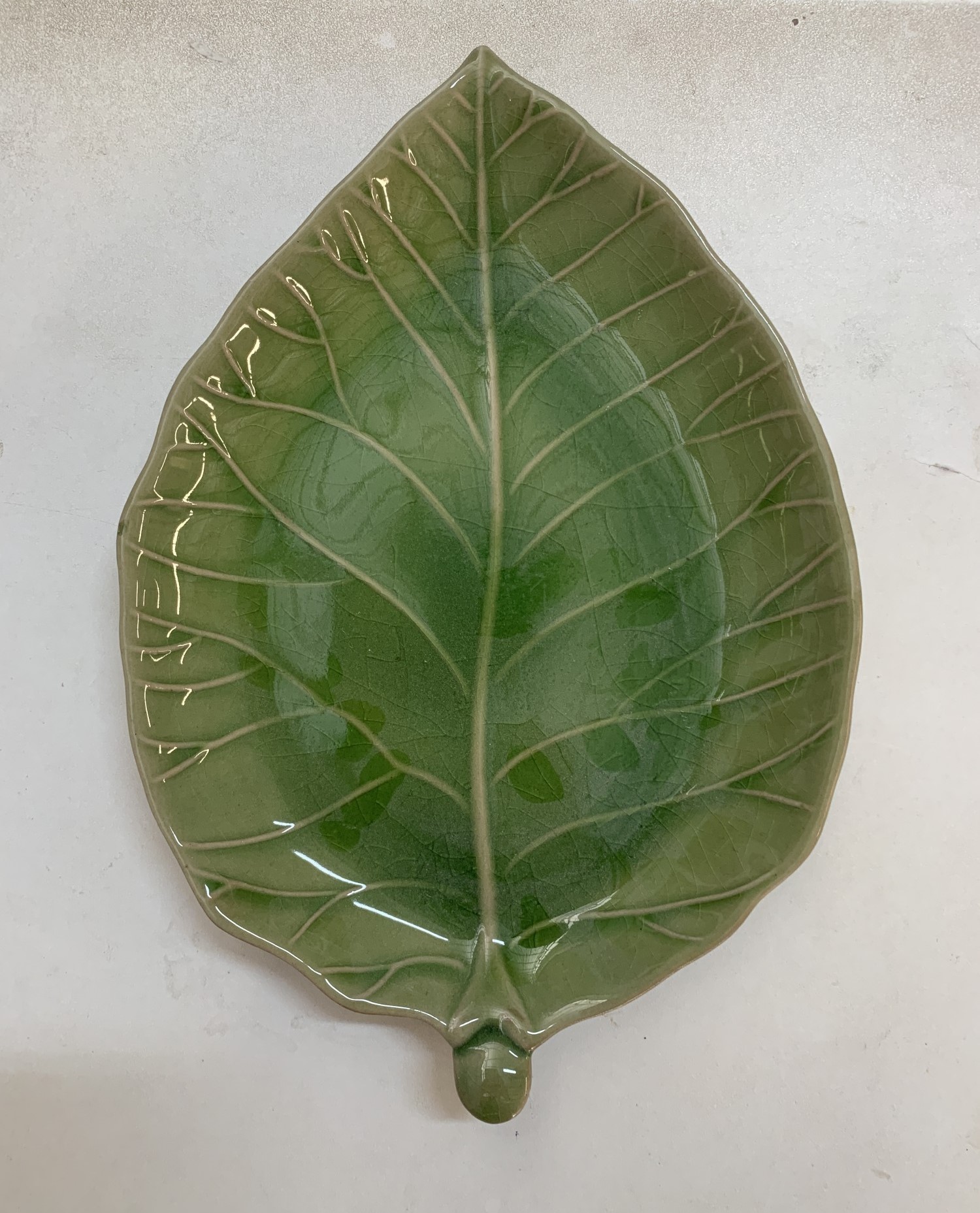Ablage 'Blatt', grün, B 28 cm, L 19 cm, H 2,5 cm von fischer's lagerhaus