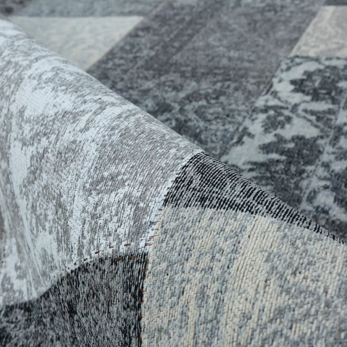 Tapis de salon rectangulaire jacquard (140 x 200 cm) Rishi Noir et gris