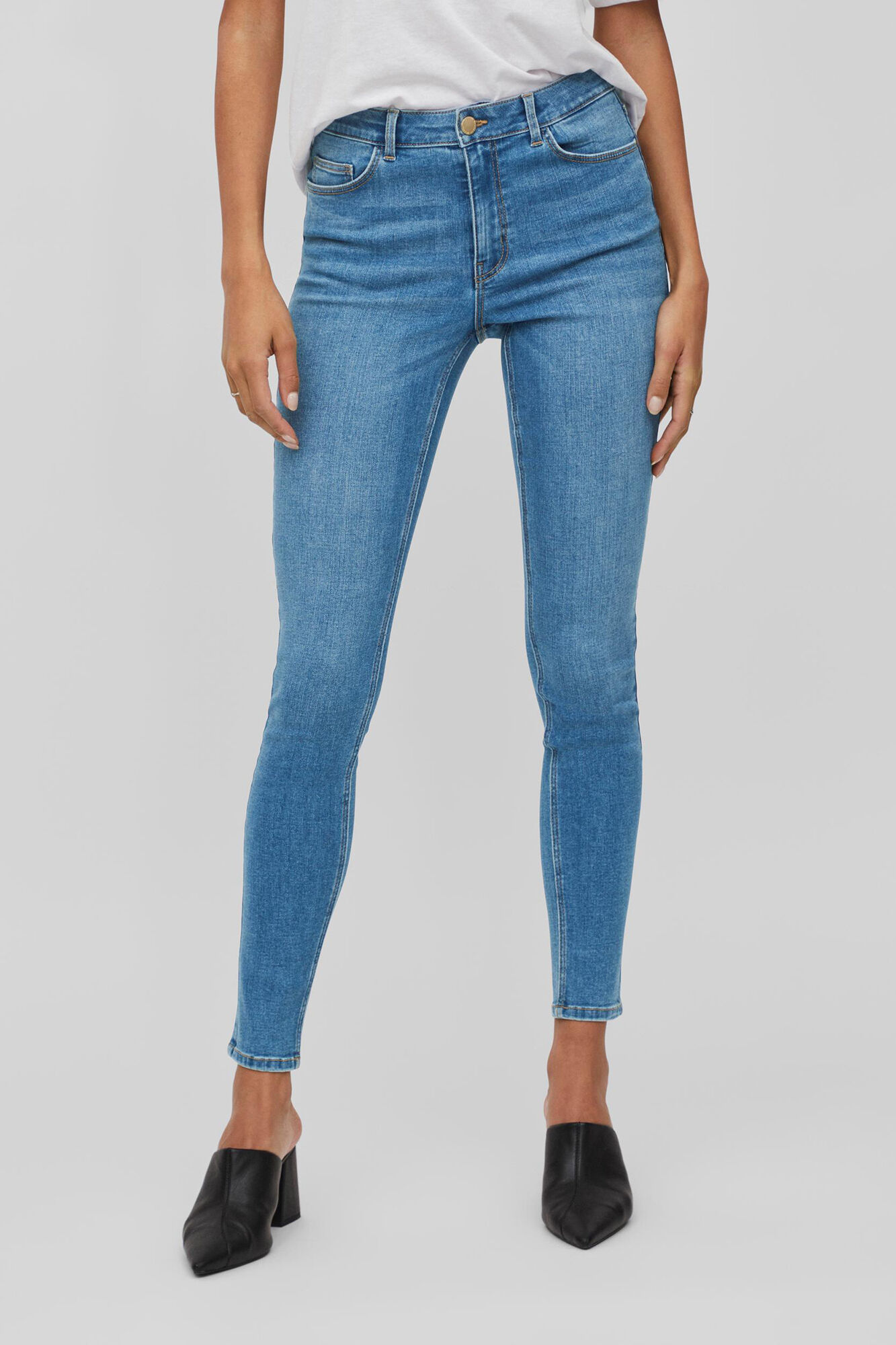 Modelo Sarah Cowboy, corte regular - Azul