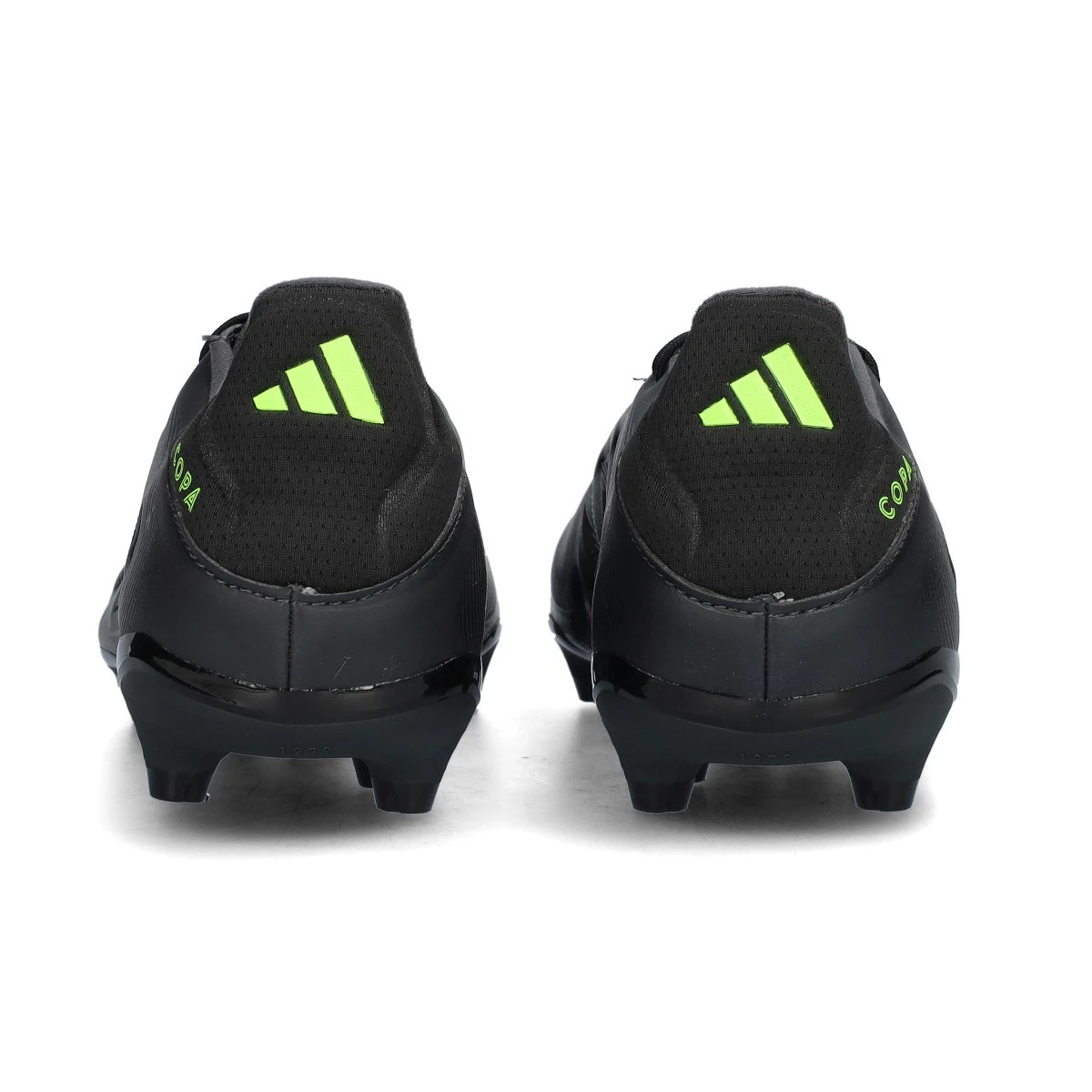 Chuteira adidas Copa Pure III League FG/MG